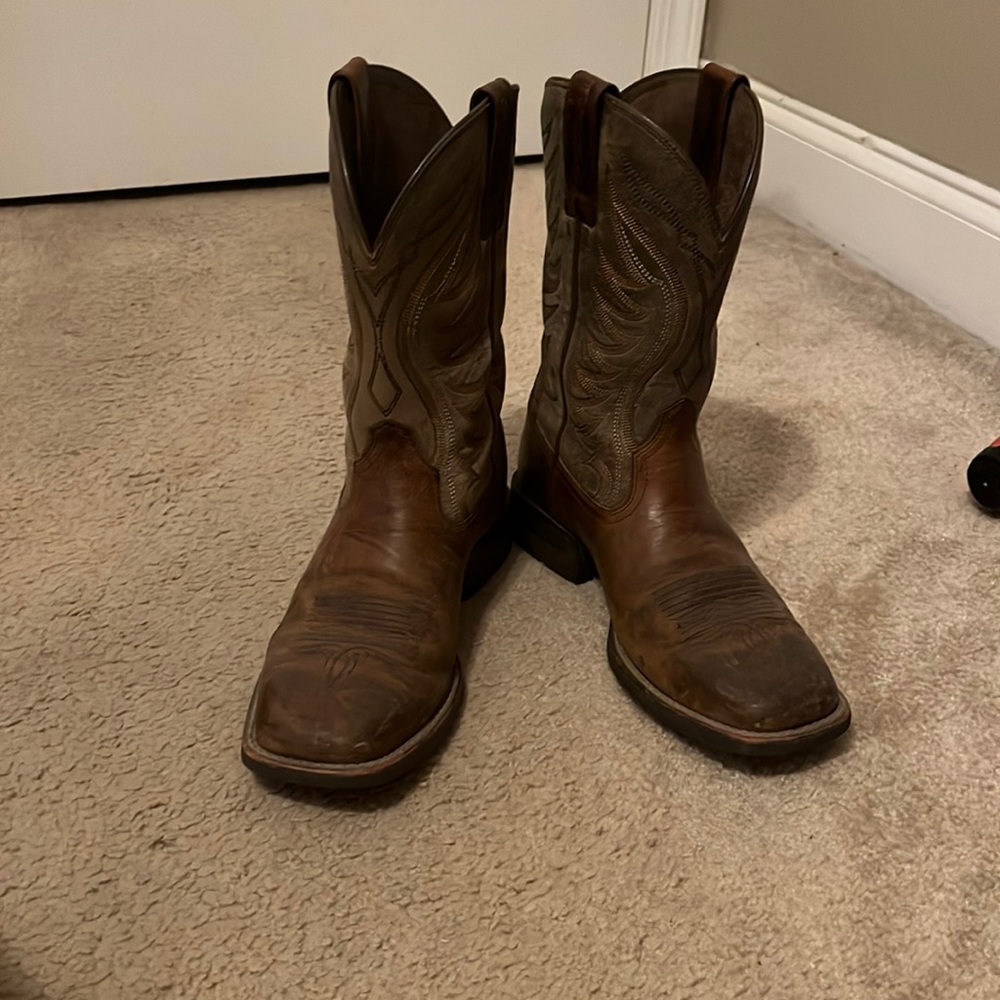Ariat cowboy boots size 7-1/2D